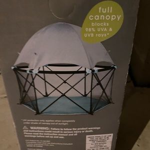 Pop and play deluxe tent for babies and toddlers. Brand new with tags & receipt